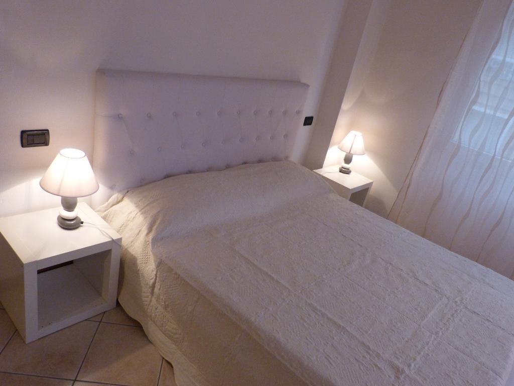 Residenza Ugo Bassi Apartment Bologna Room photo